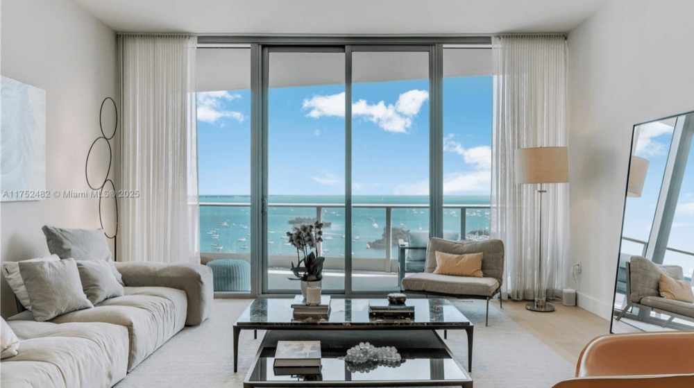 2627 S Bayshore Dr #2304