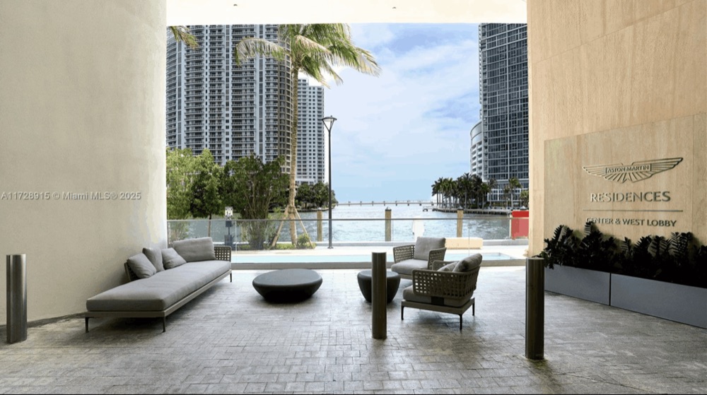 300 Biscayne Blvd Way #4601